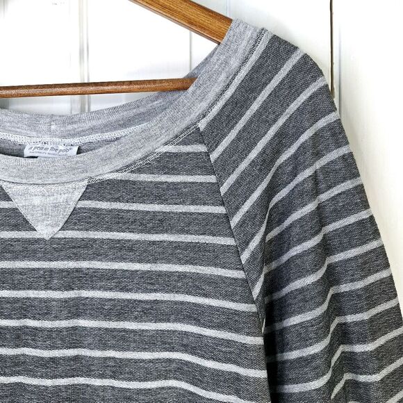 A Pea in the Pod Striped Gray Scoop Neck Sweat Shirt Sz M - Picture 3 of 11